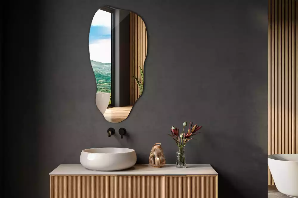 Organische spiegel hangende vlek