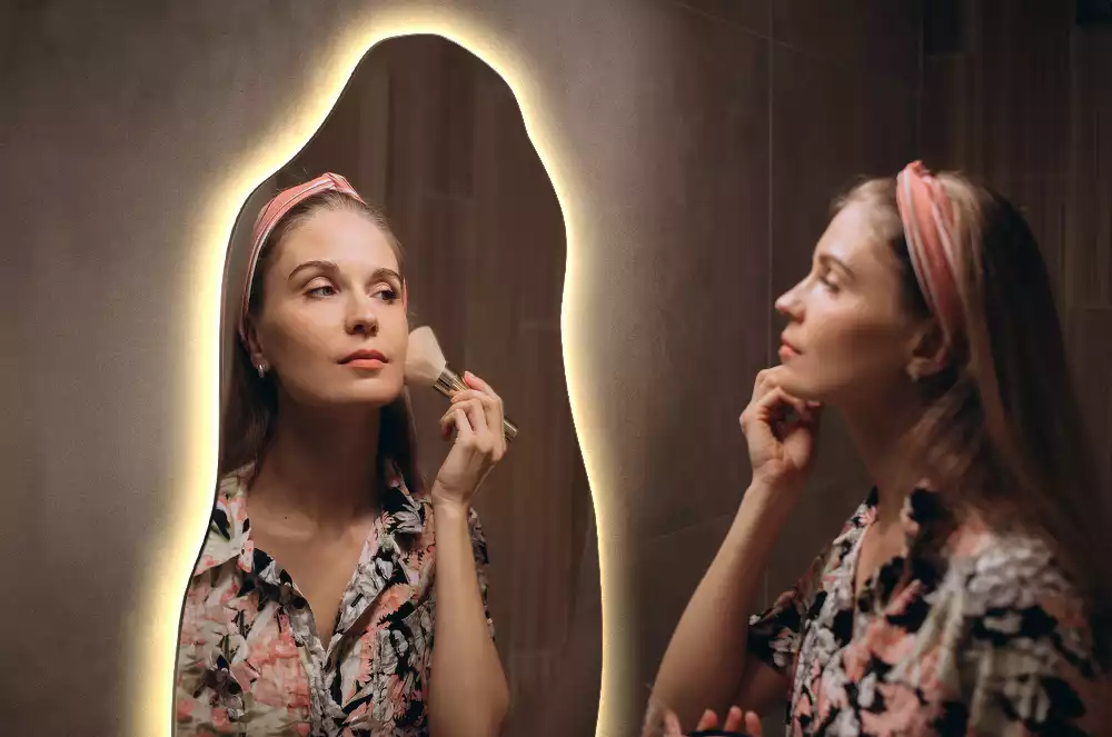 Organische spiegel met verlichting stijlvol