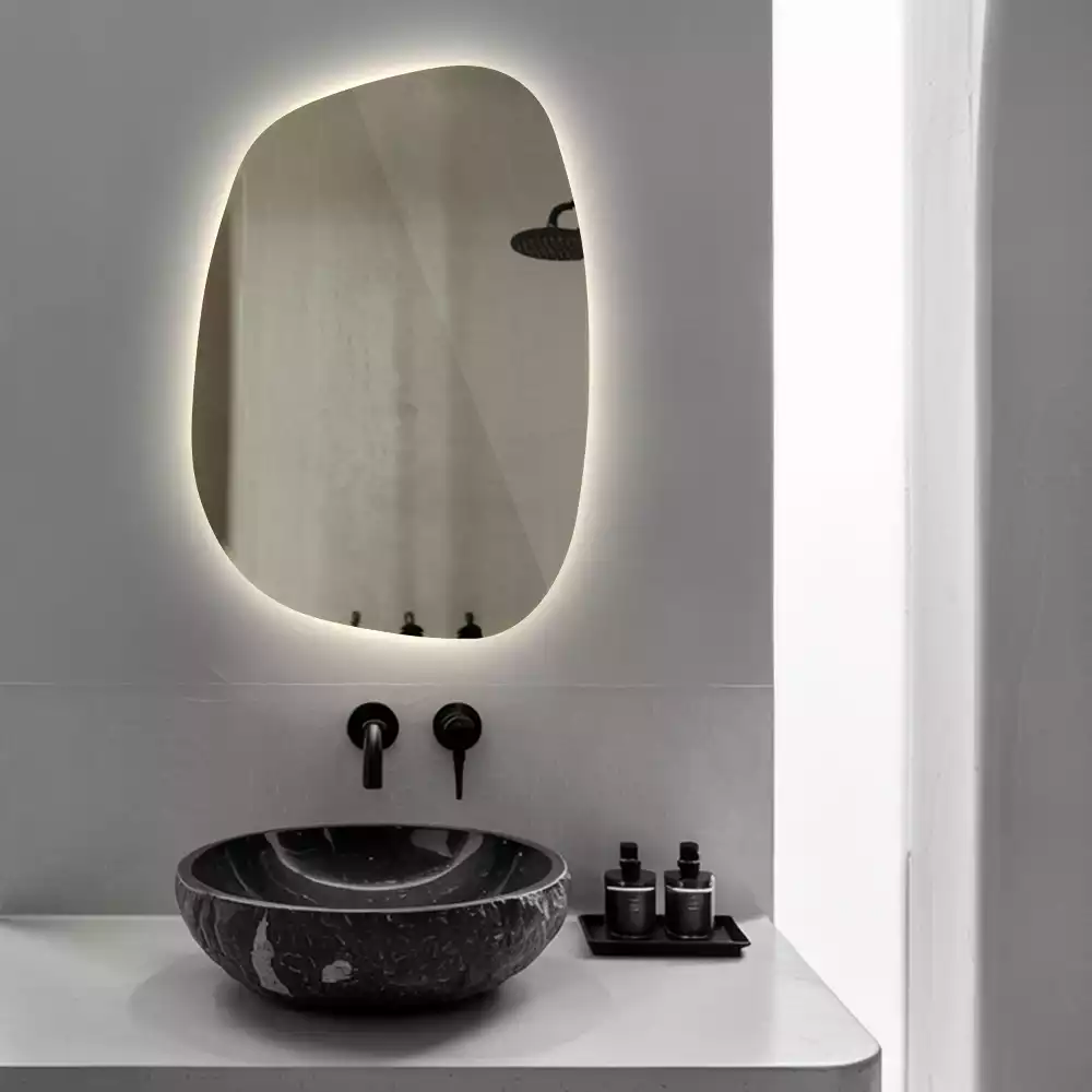 Spiegel organisch met licht zonder lijst