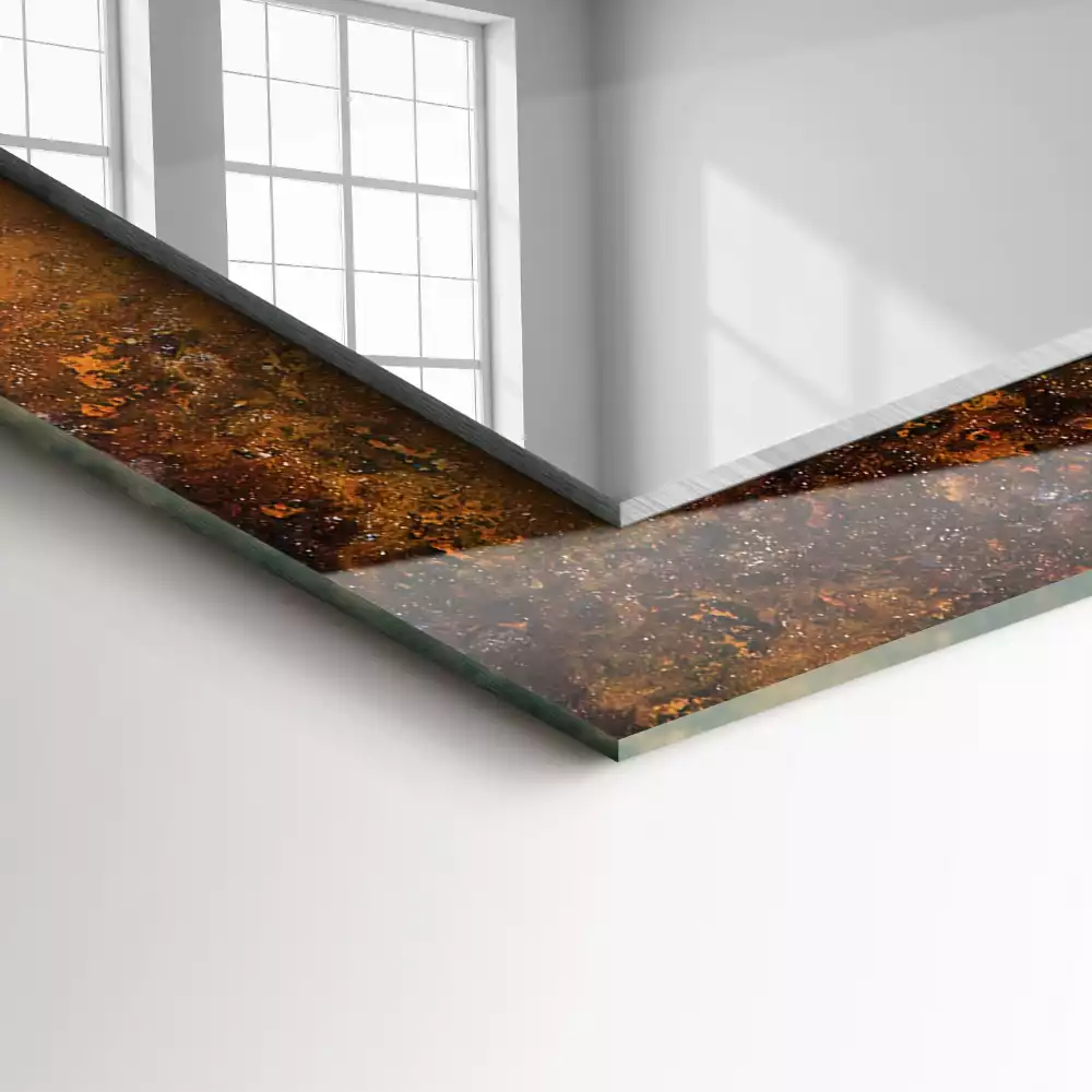 Rechthoekige spiegel met bedrukte lijst Roestig metalen oppervlak
