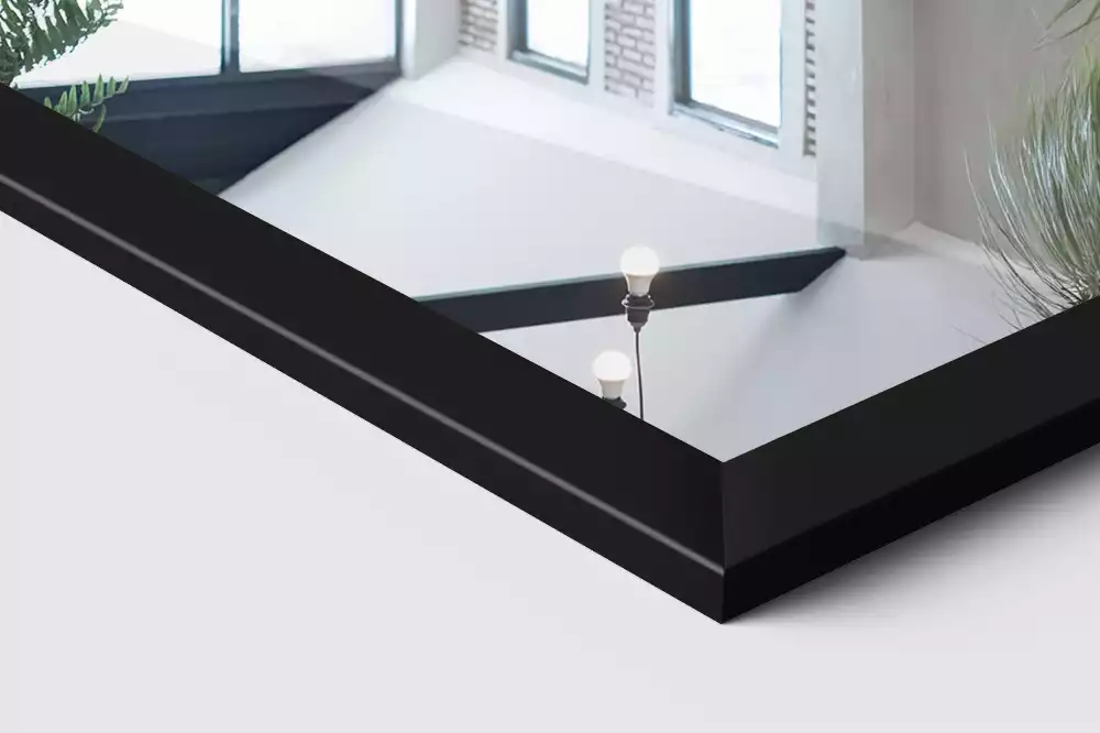 Staande spiegel in zwarte lijst