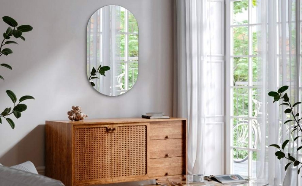 Loftstijl versus Scandinavisch - welke spiegel moet je kiezen om het karakter van het interieur te benadrukken?